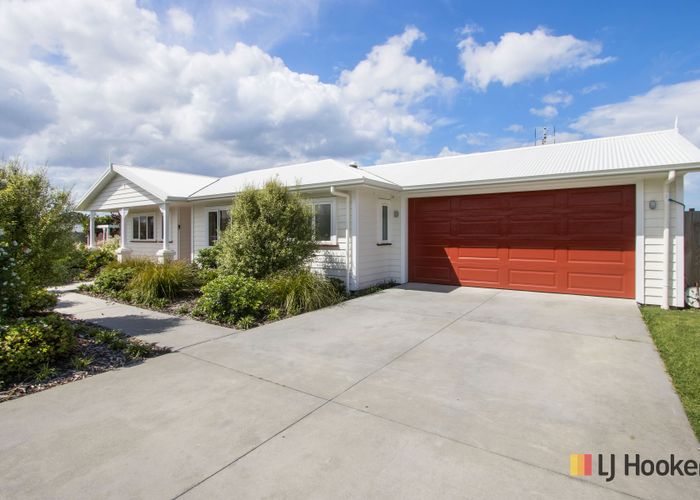  at 4 SEA VSTA, Athenree, Waihi Beach