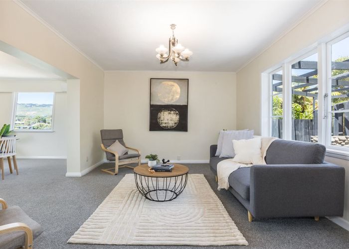  at 9 Tainui Terrace, Tawa, Wellington