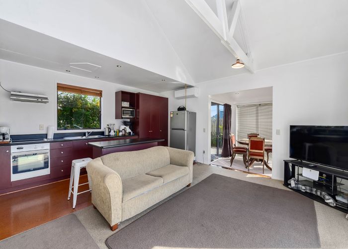  at 8B Willow Avenue, Hannahs Bay, Rotorua
