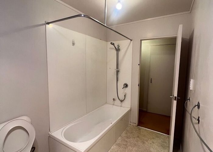  at 31B Nutsey Avenue, Northcote, North Shore City, Auckland
