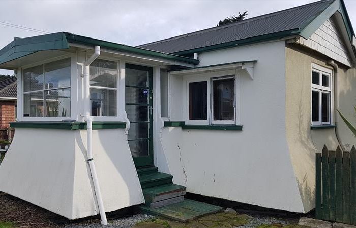  at 8 Rawhiti Avenue, New Brighton, Christchurch