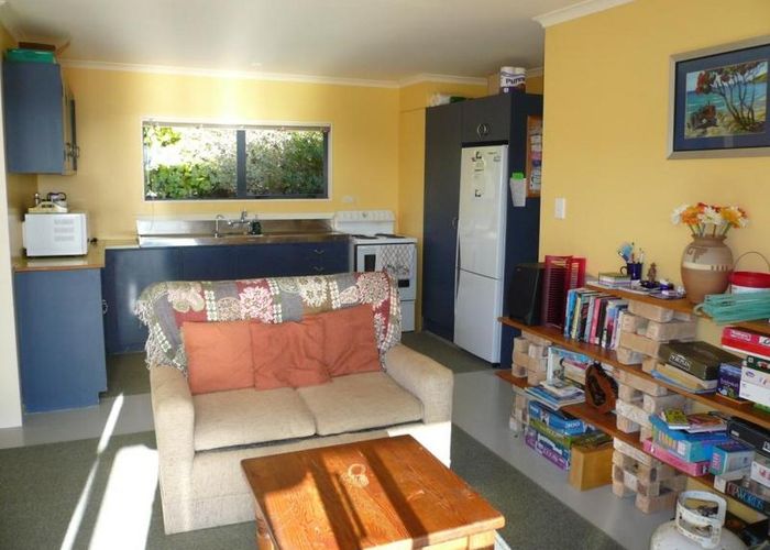  at 16 Thompson Place, Opito Bay