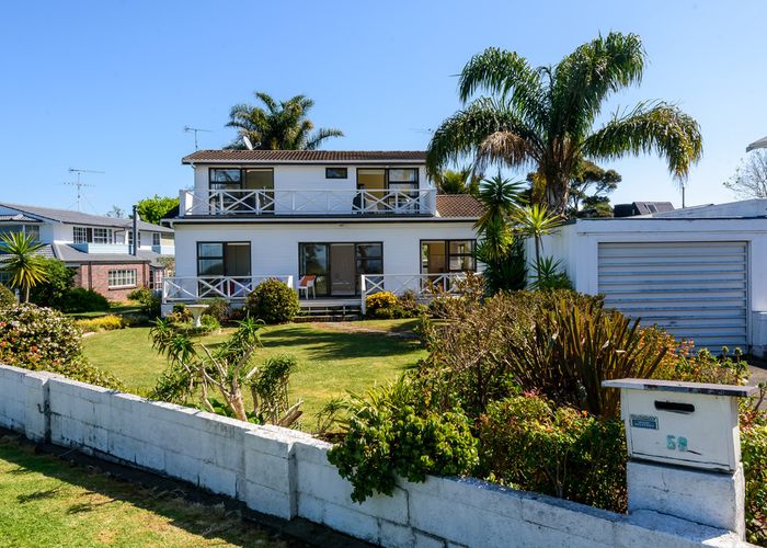  at 58 Marine Parade, Mellons Bay, Auckland