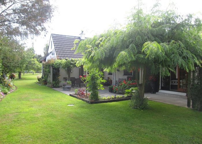  at 94 School Road, Te Horo