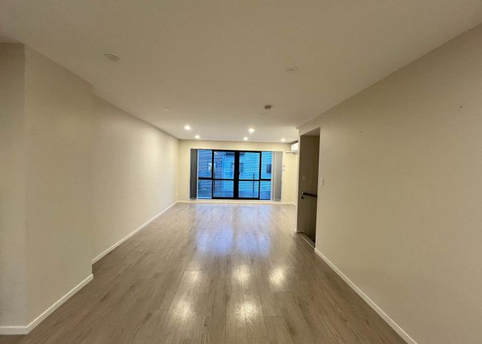  at 12/5 Perekia Street, Albany, North Shore City, Auckland