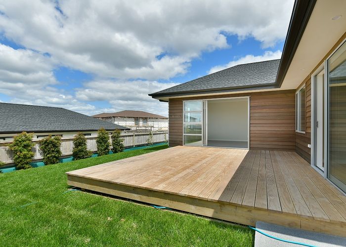  at 44 Manuel Road, Silverdale, Silverdale