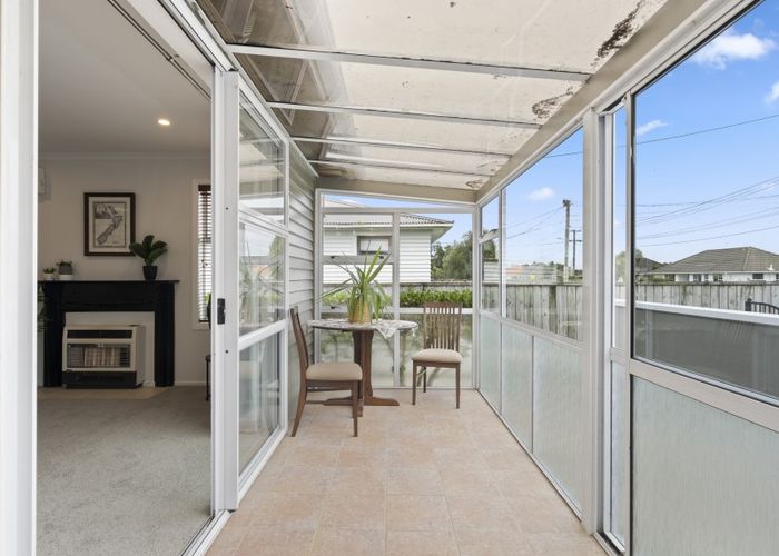  at 16 Karaka Street, Merrilands, New Plymouth