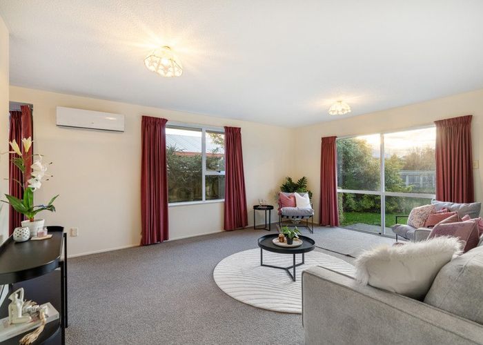  at 2/138 Milton Street, Somerfield, Christchurch City, Canterbury