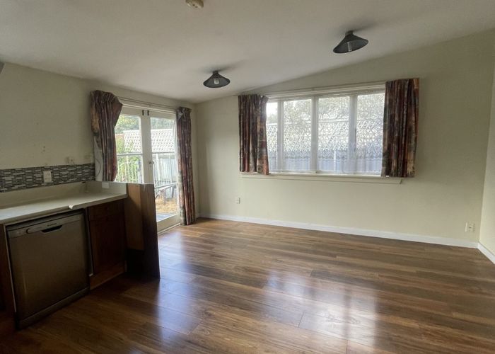  at 12 Pannell Ave, Wainoni, Christchurch City, Canterbury