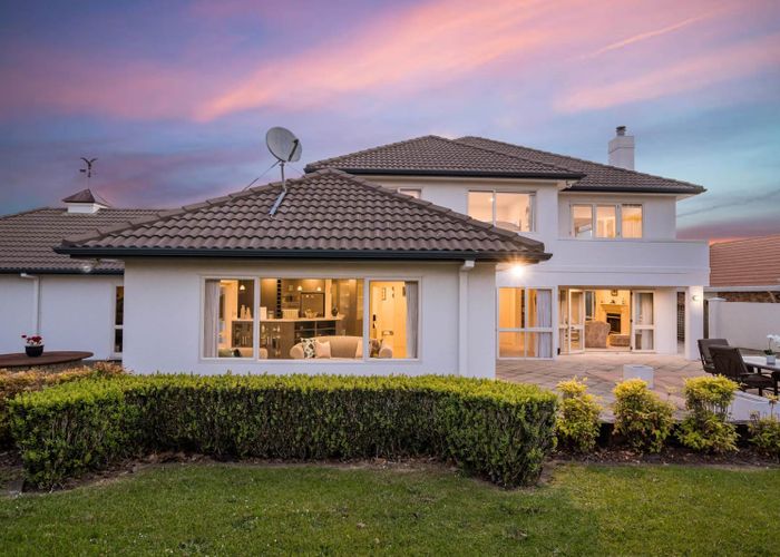  at 34 Manor Park, Sunnyhills, Auckland