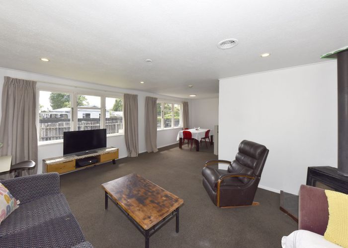  at 42 Donegal Street, Belfast, Christchurch City, Canterbury