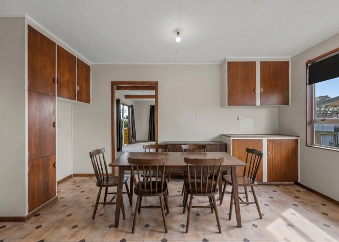  at 4 Cabot Place, Flaxmere, Hastings, Hawke's Bay