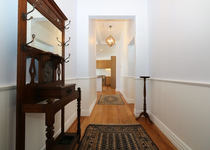  at 9 Clifton Avenue, Carterton