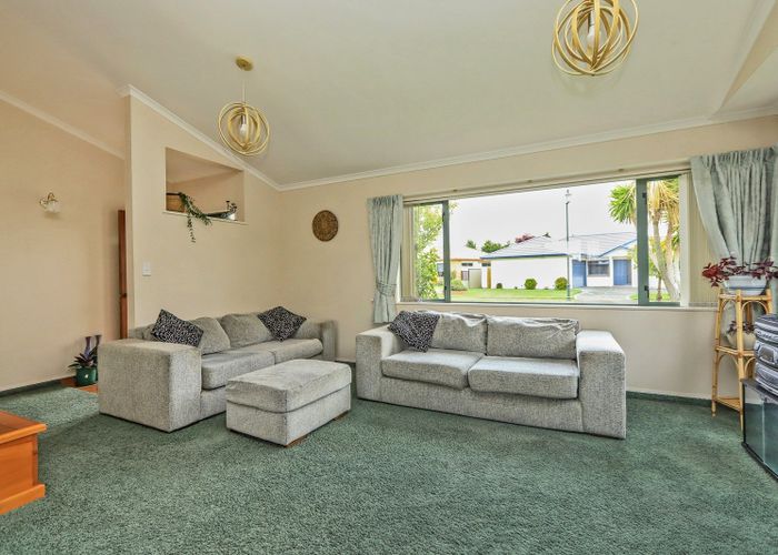  at 9 Flemington Place, Taradale, Napier