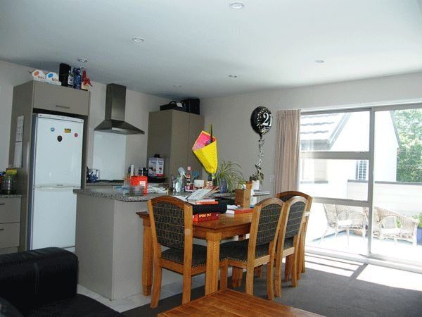  at 2/100 Hastings Street, Sydenham, Christchurch City, Canterbury