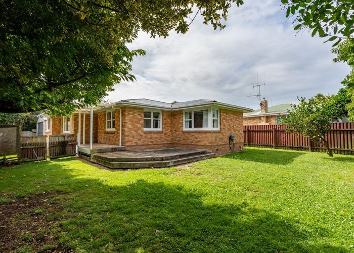  at 35 Coleridge Drive, Enderley, Hamilton, Waikato