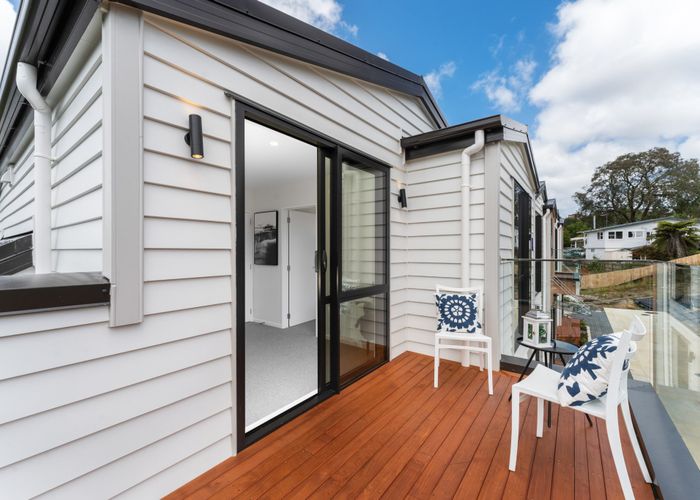  at 6A Julia Place, Totara Vale, North Shore City, Auckland