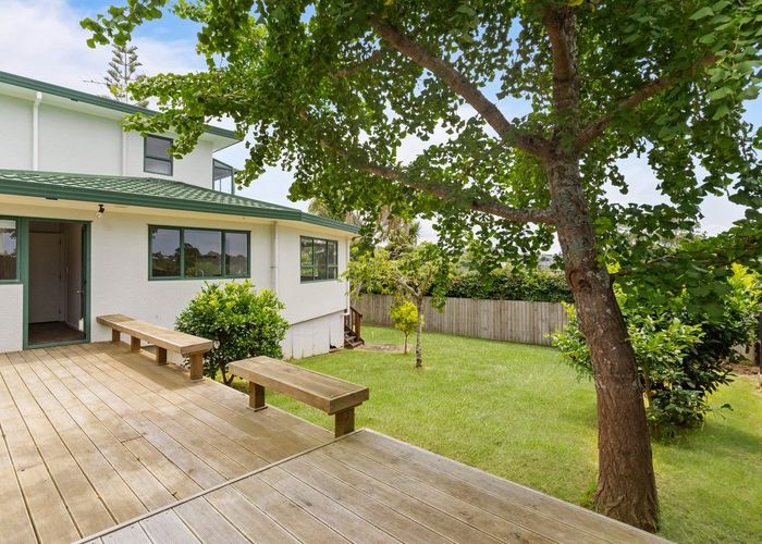 at 4A Holiday Road, Stanmore Bay, Whangaparaoa