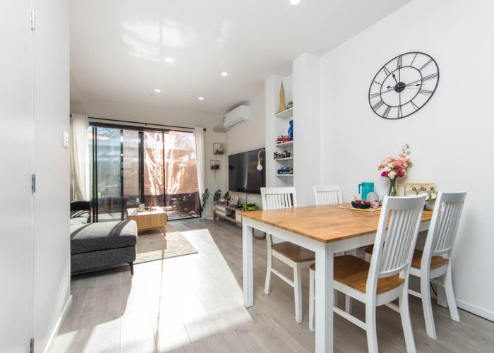  at 5/46 Te Kanawa Crescent, Henderson, Auckland