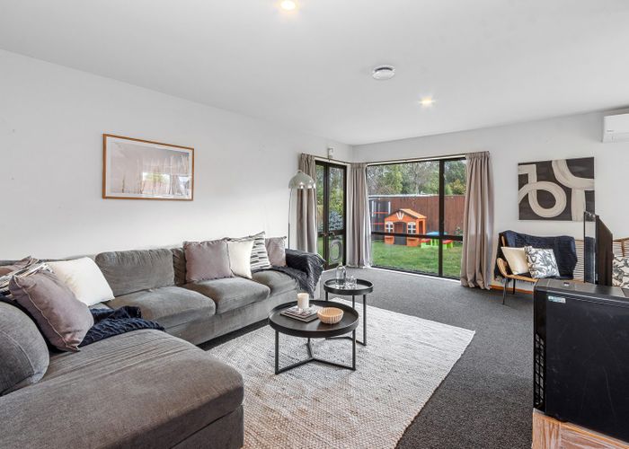 at 2/5 Astor Place, Halswell, Christchurch