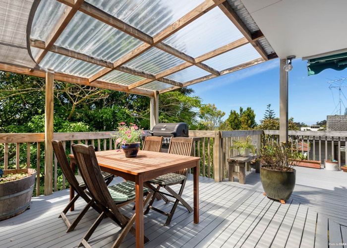  at 1/5 Halder Place, Torbay, North Shore City, Auckland
