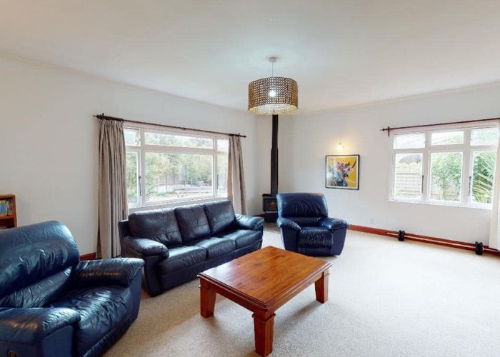  at 6 Taranaki Street, Saint Johns Hill, Whanganui