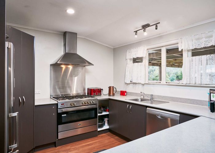  at 8 Steele Road, Tamarau, Gisborne
