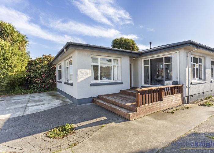  at 74 Springs Road, Hornby, Christchurch City, Canterbury