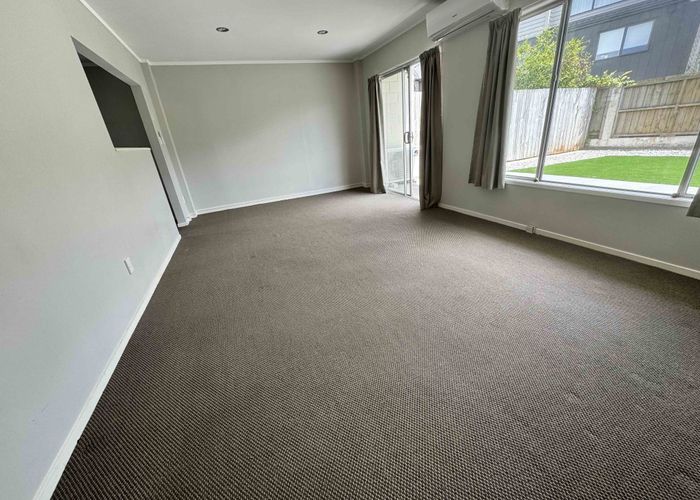  at 2/14 Swan Crescent, Pakuranga, Manukau City, Auckland