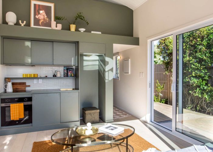  at 26A Clinton Avenue, Te Atatu Peninsula, Waitakere City, Auckland
