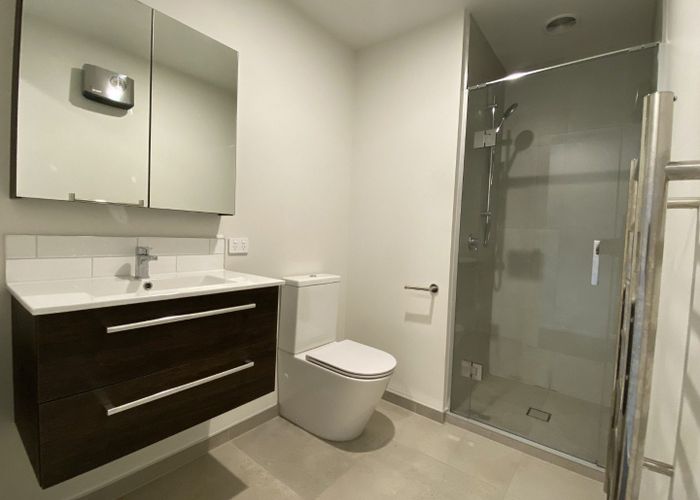  at 4/94  Cobham Street, Spreydon, Christchurch City, Canterbury