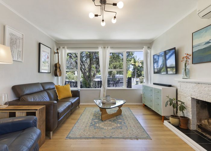  at 34 Lancaster Road, Beach Haven, Auckland