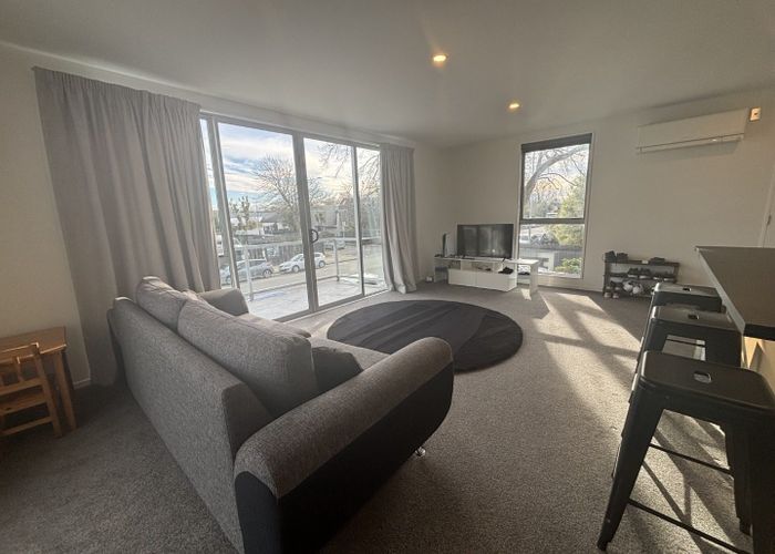  at 2/400 Durham Street, City Centre, Christchurch City, Canterbury