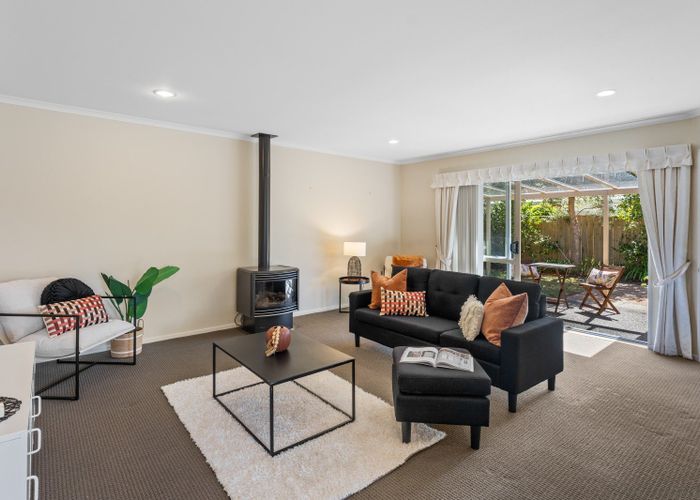  at 5 Ashleigh Way, Waikanae Beach, Kapiti Coast, Wellington