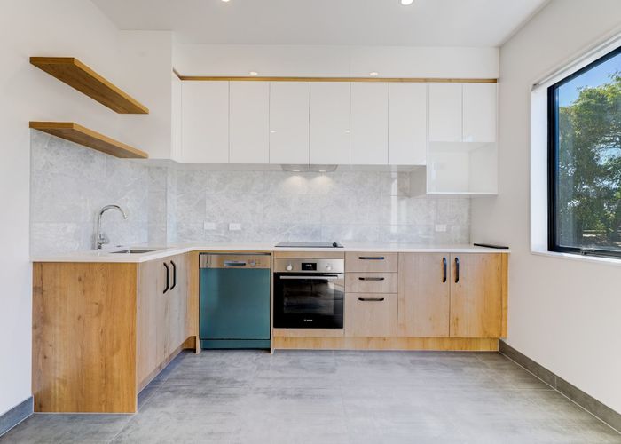  at 11/9 Schnapper Rock Road, Greenhithe, North Shore City, Auckland