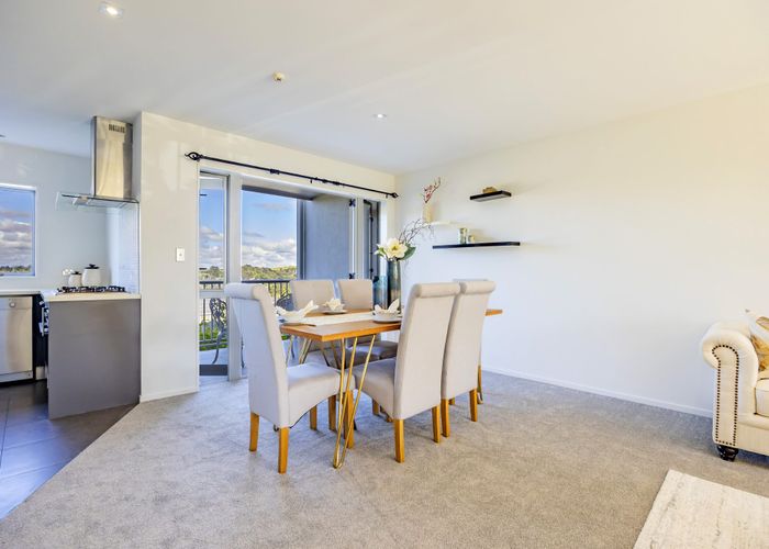  at 9/11 Hatfield Place, Albany Heights, Rodney, Auckland