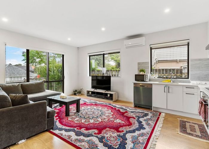  at 61 Ernie Pinches Street, Mount Roskill, Auckland City, Auckland