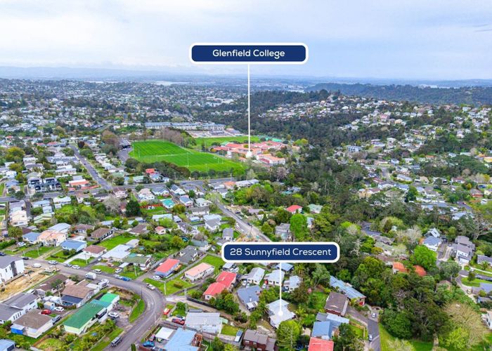  at 28 Sunnyfields Crescent, Glenfield, North Shore City, Auckland