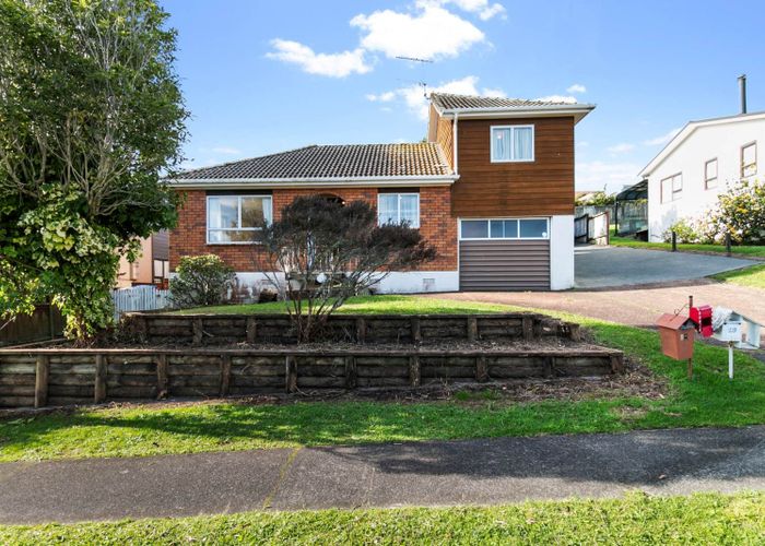  at 1/29 Stranolar Drive, Waikowhai, Auckland