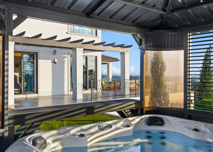  at 41C Gracechurch Drive, Flat Bush, Auckland