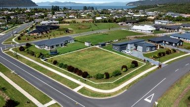  at 1 Kahikatea Drive, Kinloch, Taupo