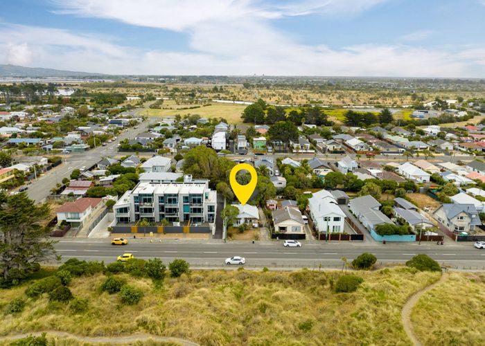  at 271 Marine Parade, New Brighton, Christchurch