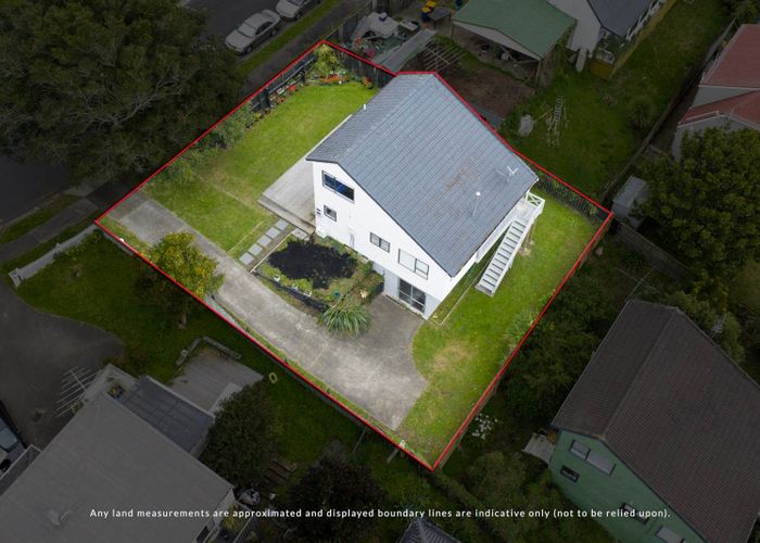  at 1/3 Tahinga Street, Northcote, North Shore City, Auckland