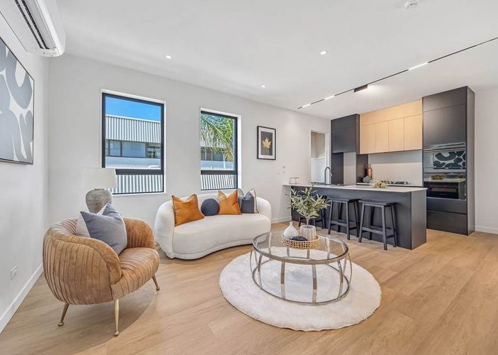  at 2/3A Campbell Road, Takapuna, North Shore City, Auckland