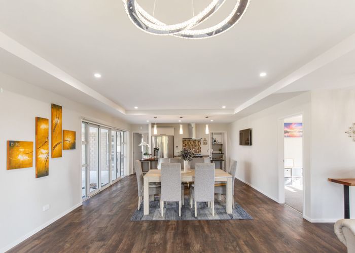  at 206 Pacific Drive, Fitzherbert, Palmerston North