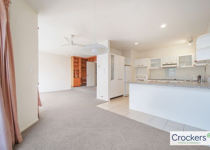  at 4/29 Meadowbank Road, Meadowbank, Auckland City, Auckland