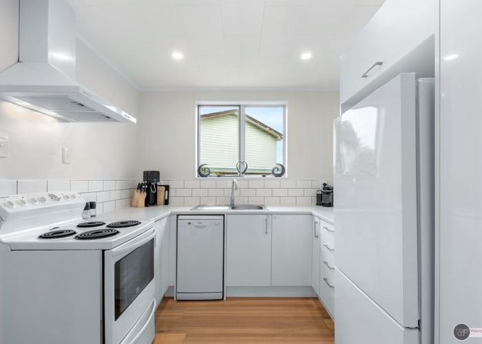  at 187B Major Drive, Kelson, Lower Hutt