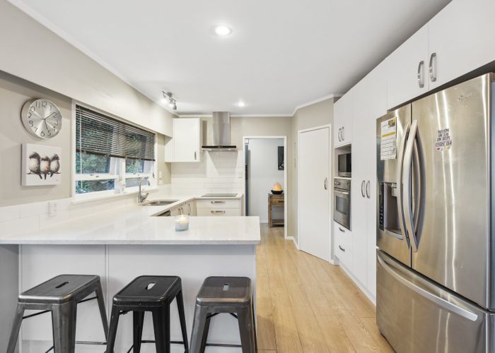  at 28 Gibbs Crescent, Papakura, Papakura, Auckland