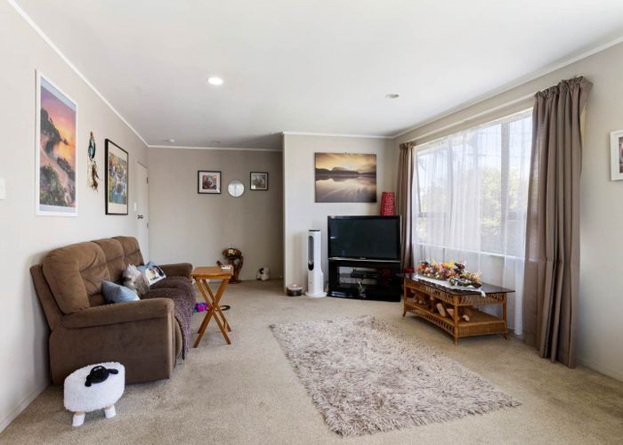  at 4/99 Ferndale Road, Mount Wellington, Auckland City, Auckland