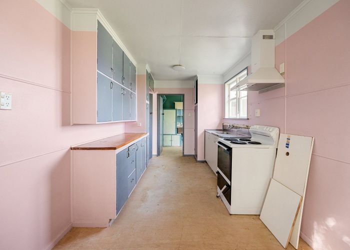  at 98 Fairfield Road, Fairfield, Hamilton, Waikato